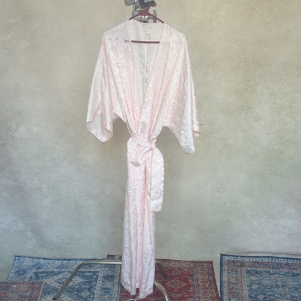 Vintage Elegant Pink Lace Kimono Robe